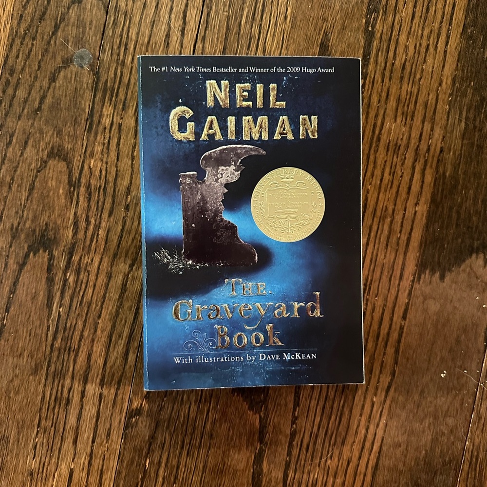 The graveyard book neil gaiman